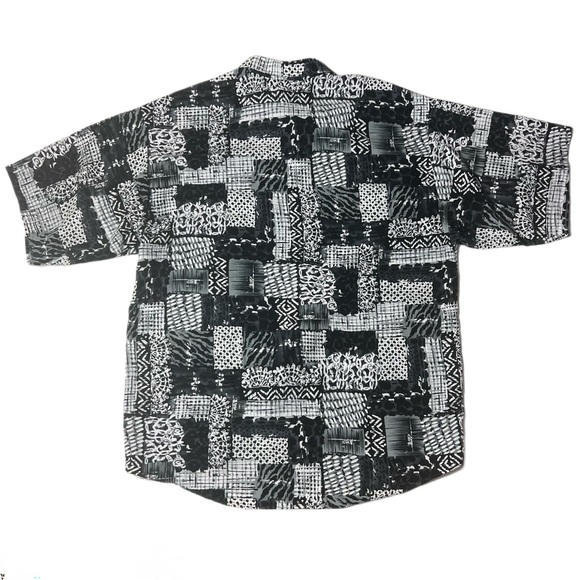 Vintage Monzini Abstract Black Short Sleeve Button Up Polyester Cabana Shirt XL - Picture 2 of 7